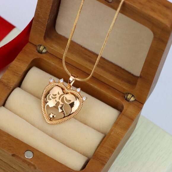 "Crowned Heart Pendant in Rose Gold with Intricate Silhouette Design, XPPT1839 - Picture 2 of 13